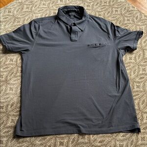 Banana Republic Gray Polo Shirt with Classic Design